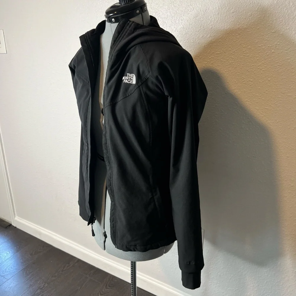 The North Face Resolve Men's Jacket - Black, Size S - Picture 3 of 8